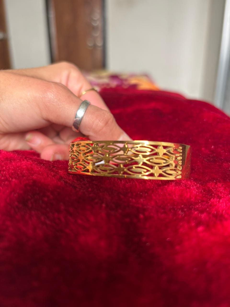 Versailles Gold Cuff