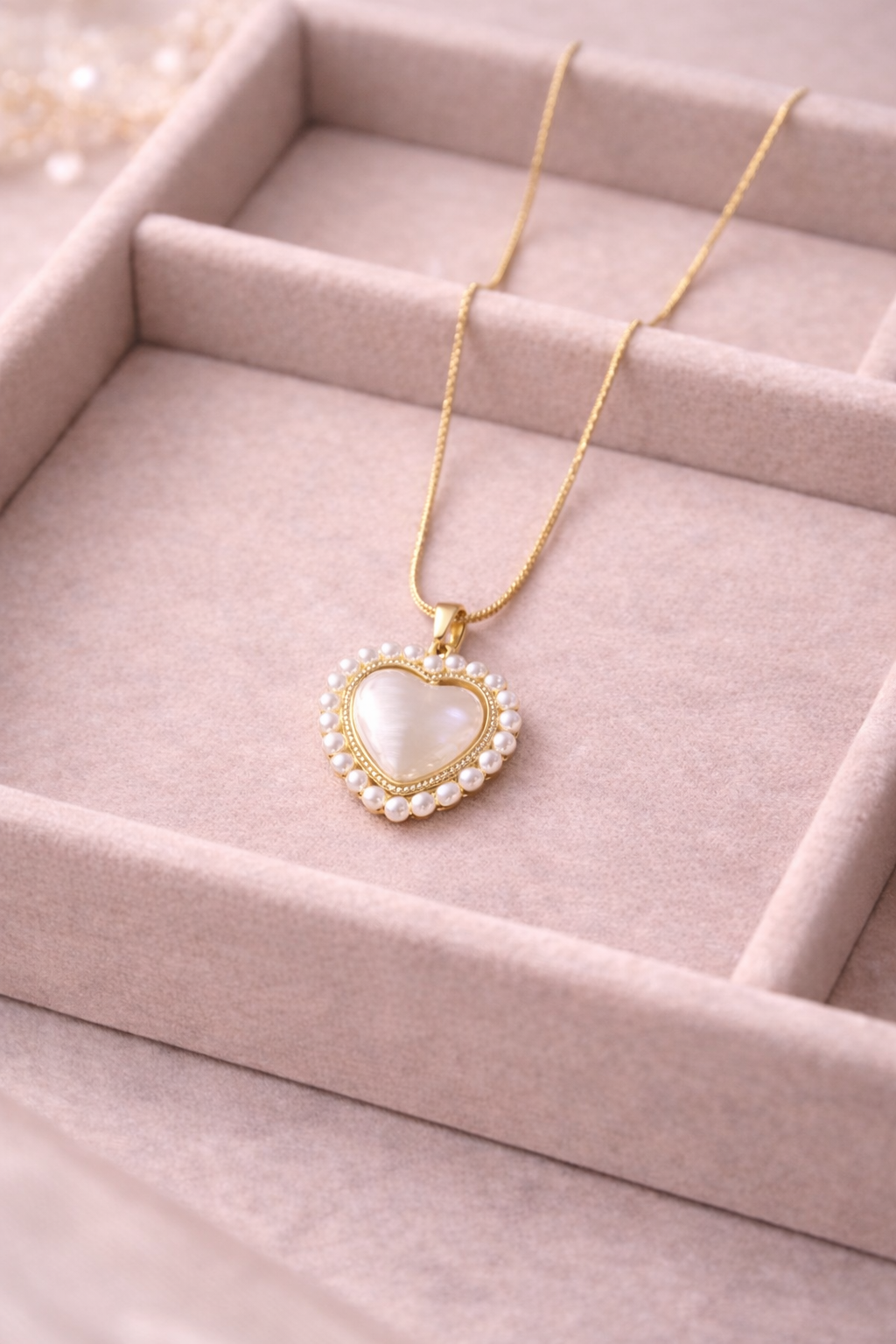 Luna Pearl Heart Necklace