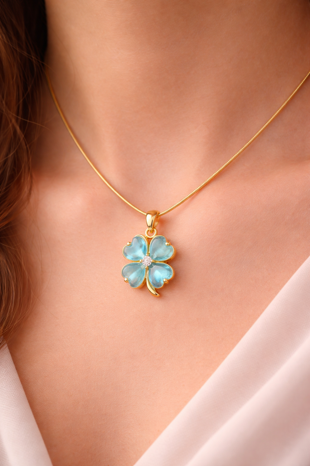 Aurelia Clover Pendant